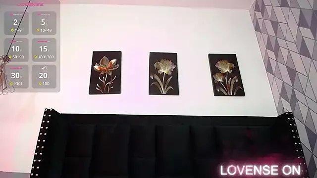 innocentlady_ on StripChat