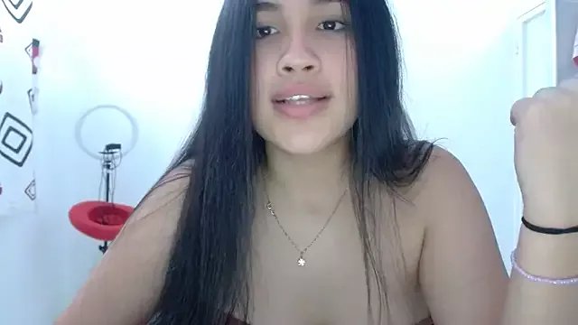 InocentHeaven1 on StripChat