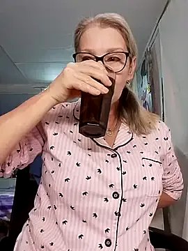 irinamaux on StripChat