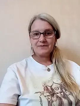 irinamaux on StripChat