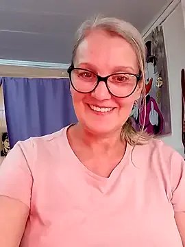 irinamaux on StripChat