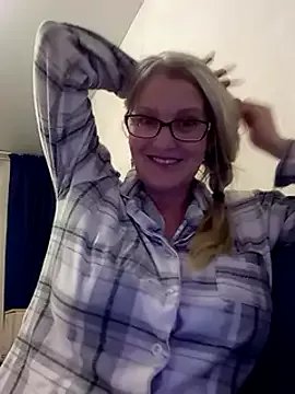 irinamaux on StripChat