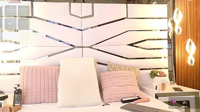 Iris_Ross_ on StripChat