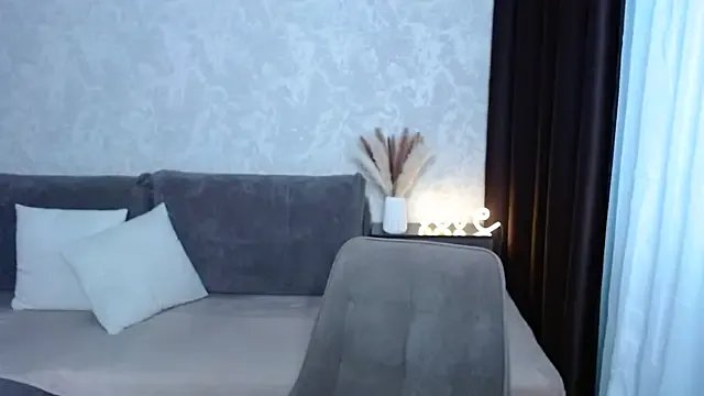 IrisJones on StripChat