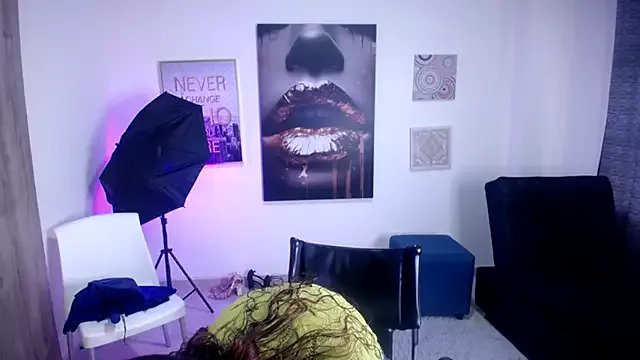 IsaBaileys_ on StripChat