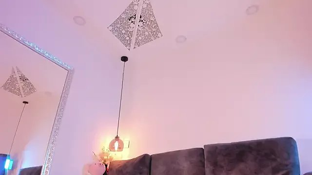 Isabella_francoo on StripChat