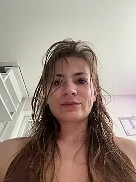 IsabellaEtha on StripChat