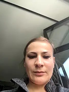 IsabellaEtha on StripChat