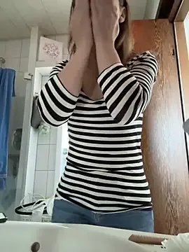 IsabellaEtha on StripChat