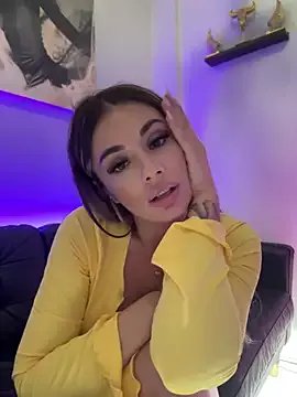 IsabellaEtthan on StripChat