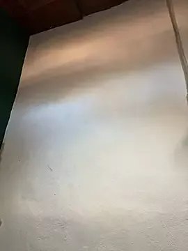 isadelasestrellas on StripChat