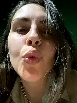 isadelasestrellas on StripChat