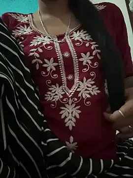 isha_sharma2002 on StripChat