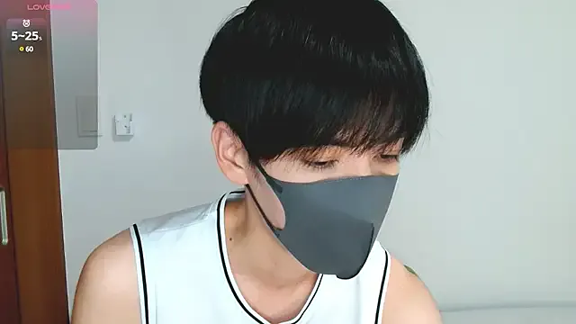 Offline itsme_LEON on StripChat