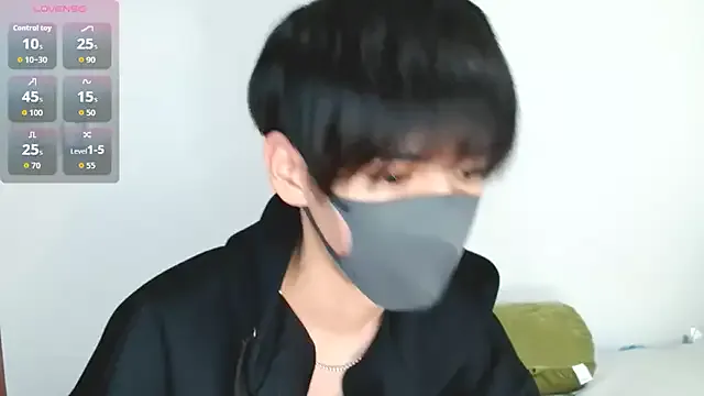 Offline itsme_LEON on StripChat