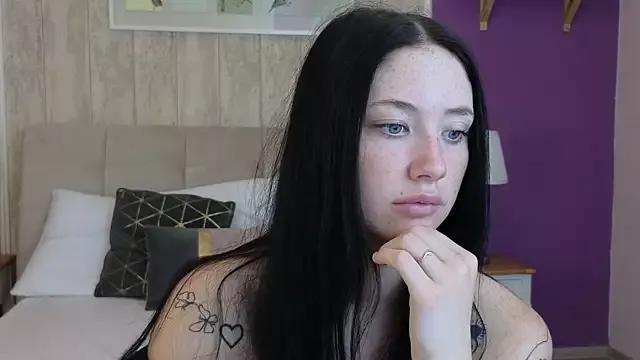 Freechat Ivanna__Rose on StripChat