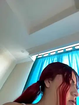 Ivelleee_ on StripChat