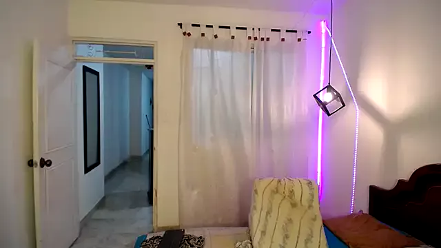 Offline ivonne__hott1 on StripChat