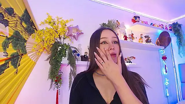 Ivyy_Crystal on StripChat