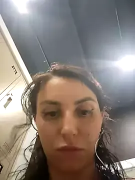 Offline Izabella_Bella on StripChat