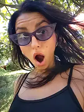 Offline Izabella_Bella on StripChat