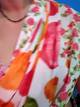 Freechat jaan-step on StripChat