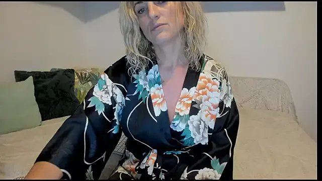 Jadore_able on StripChat