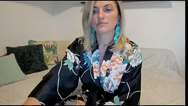 Jadore_able on StripChat