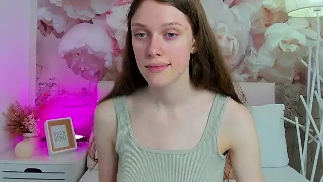 JaneBrowni on StripChat