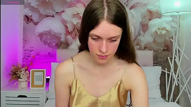 JaneBrowni on StripChat