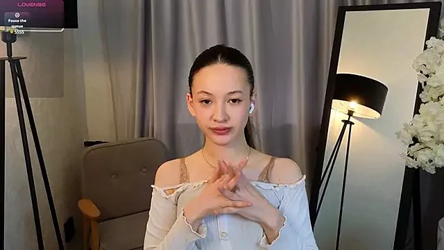 Janet_Jee on StripChat