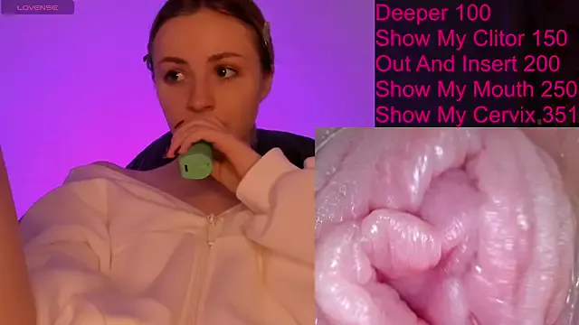 jannemary on StripChat 