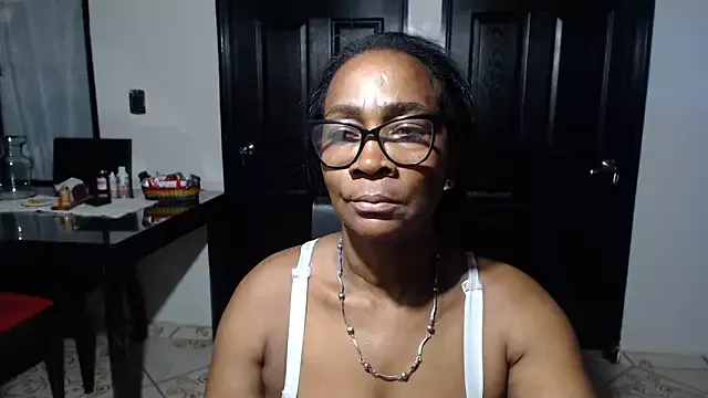 Offline jannyheat on StripChat