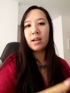Offline Japabaixinha on StripChat