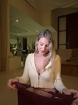 Offline jasminesummer on StripChat