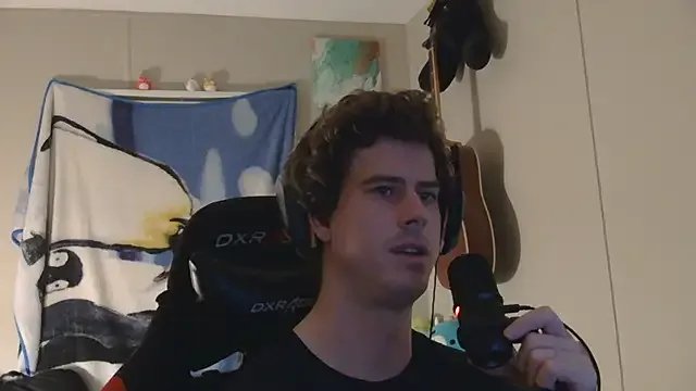 JayAmaze on StripChat