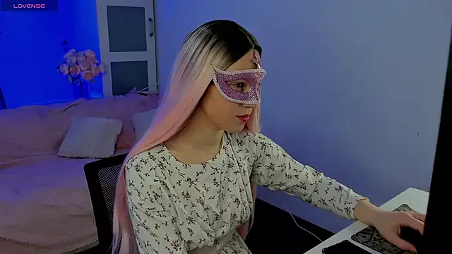 Offline jeancolex on StripChat