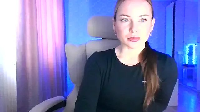 jennifer838 — Private on StripChat