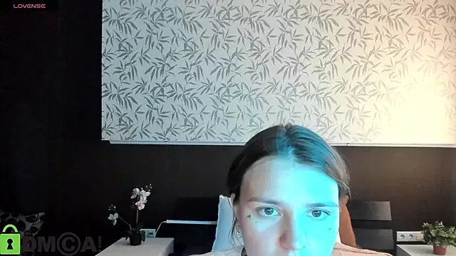 Jenny_Jimmy on StripChat