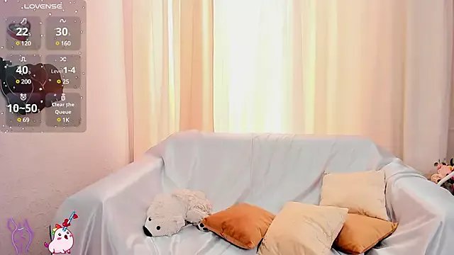 jessica_tiny on StripChat