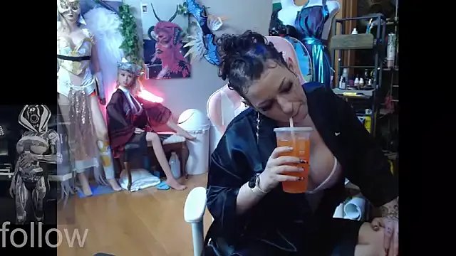 jessy0504 on StripChat