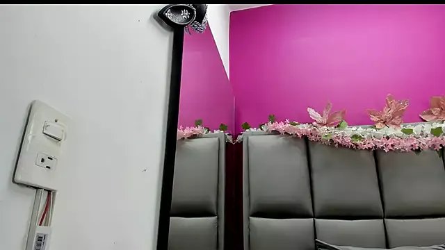 JESSYCORTES on StripChat