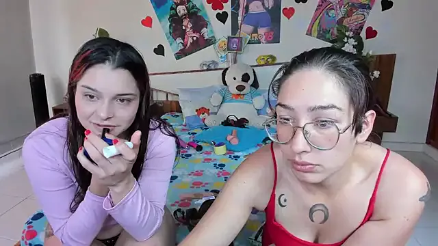 Freechat jeyloveebony on StripChat