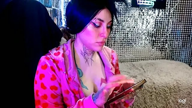 JINX_26 on StripChat