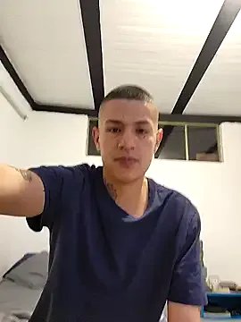 joanguzman02 on StripChat