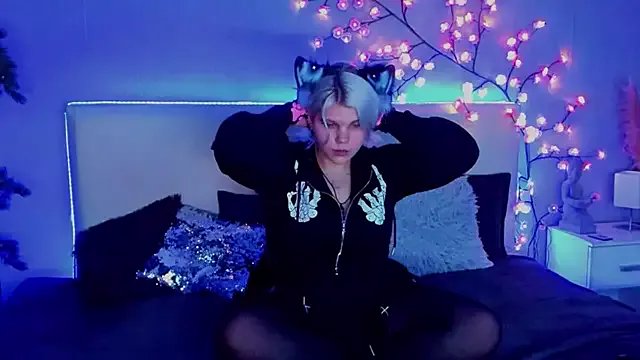 JoannLowe on StripChat