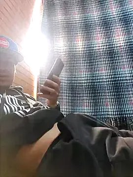 Jordan4923 on StripChat