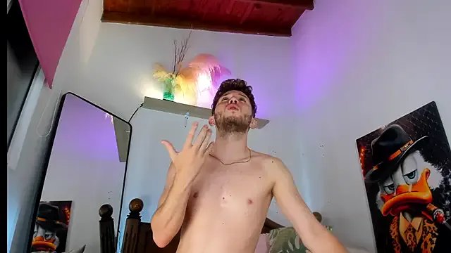 Juan_Castano on StripChat