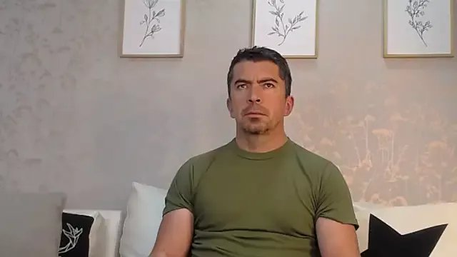 JuanKFit_45 on StripChat