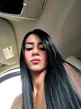 Offline Juliana_Xander on StripChat